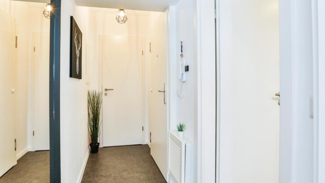 Studio Hirsch56 - Zentral-Ruhig-Terrasse-Netflix Karlsruhe Bagian luar foto