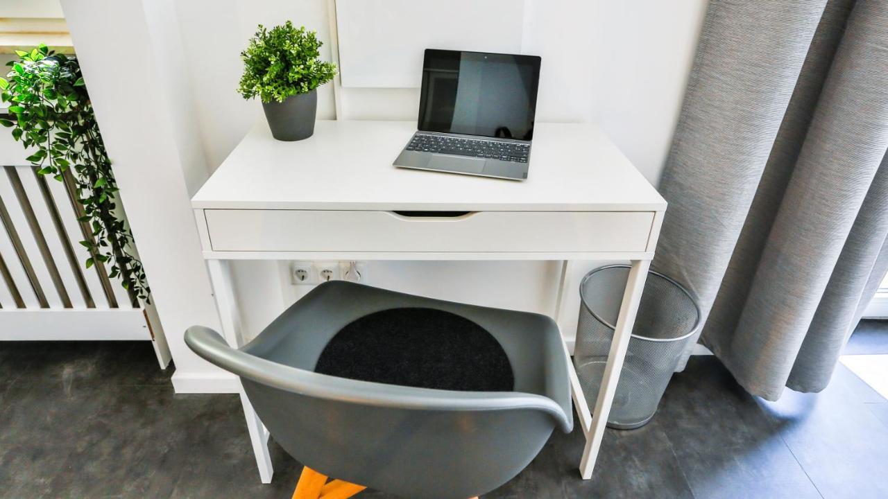Studio Hirsch56 - Zentral-Ruhig-Terrasse-Netflix Karlsruhe Bagian luar foto