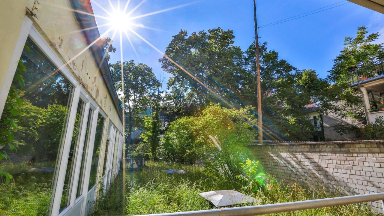Studio Hirsch56 - Zentral-Ruhig-Terrasse-Netflix Karlsruhe Bagian luar foto